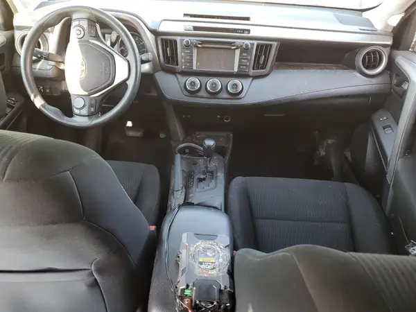 2T3ZFREV7HW323323 2017 TOYOTA RAV 4 - Image 8