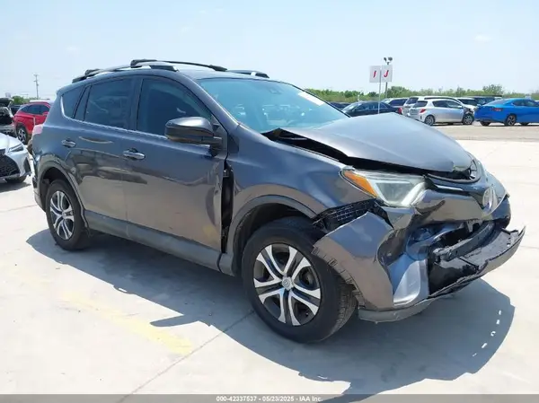 2T3ZFREV7HW351820 2017 TOYOTA RAV 4 - Image 1