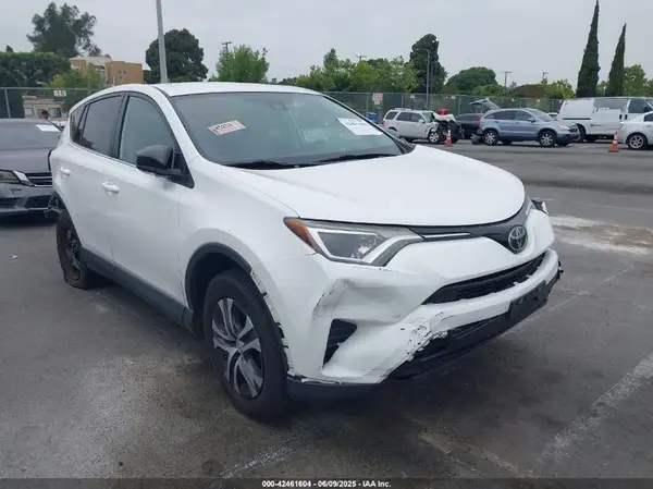 2T3ZFREV7HW404547 2017 TOYOTA RAV 4 - Image 1