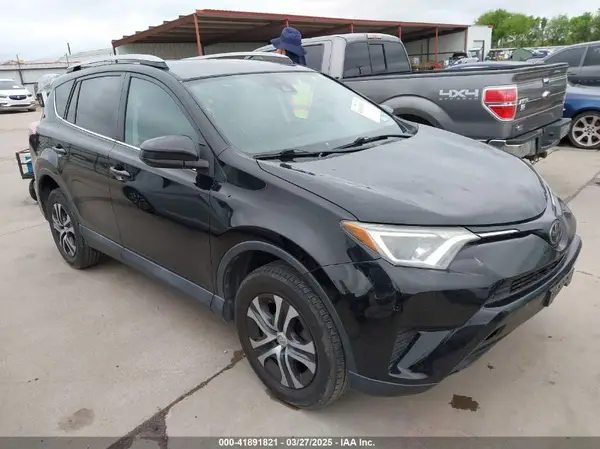 2T3ZFREV7JW426988 2018 TOYOTA RAV 4 - Image 1