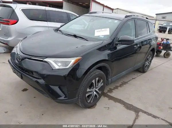 2T3ZFREV7JW426988 2018 TOYOTA RAV 4 - Image 2