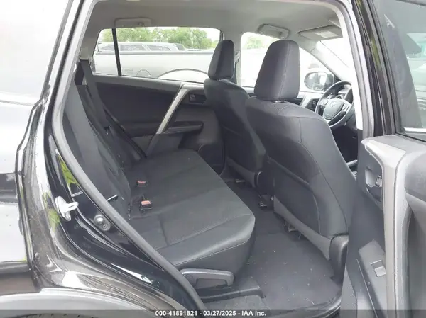 2T3ZFREV7JW426988 2018 TOYOTA RAV 4 - Image 8