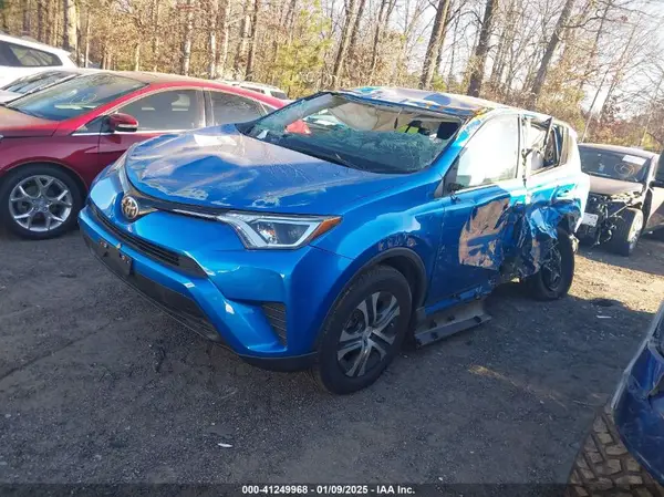 2T3ZFREV7JW439496 2018 TOYOTA RAV 4 - Image 2