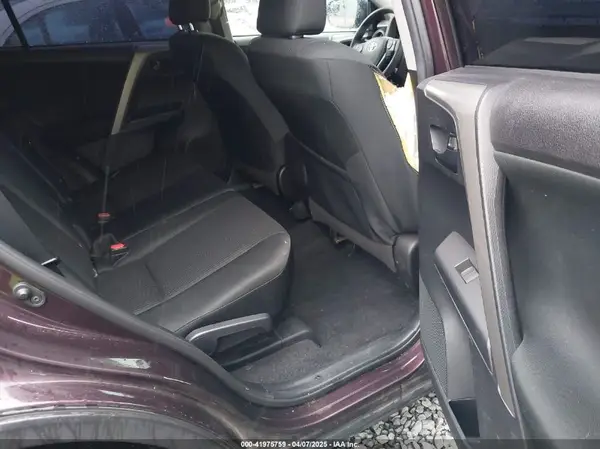 2T3ZFREV7JW446433 2018 TOYOTA RAV 4 - Image 8