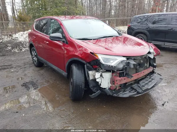 2T3ZFREV7JW516240 2018 TOYOTA RAV 4 - Image 1