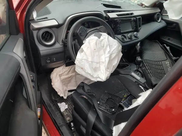 2T3ZFREV8GW235590 2016 TOYOTA RAV 4 - Image 8