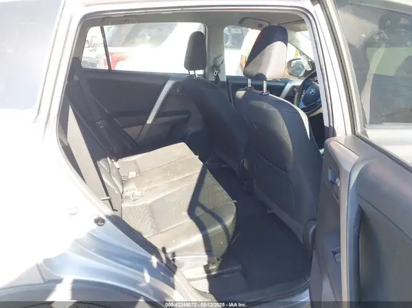 2T3ZFREV8GW308618 2016 TOYOTA RAV 4 - Image 8