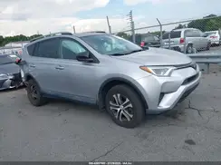 2T3ZFREV8HW317952 2017 TOYOTA RAV 4