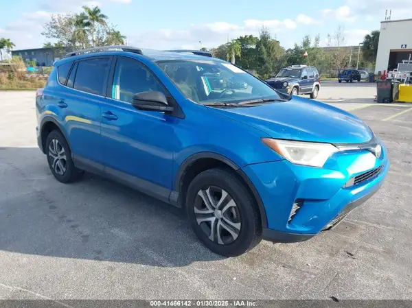 2T3ZFREV8HW348764 2017 TOYOTA RAV 4 - Image 1