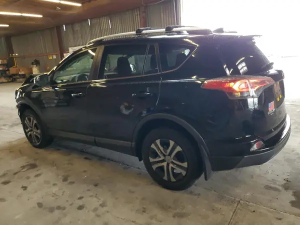 2T3ZFREV8HW372580 2017 TOYOTA RAV 4 - Image 2