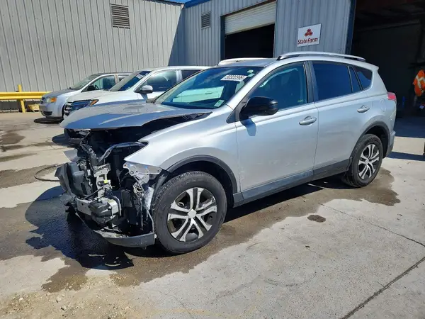 2T3ZFREV8HW399259 2017 TOYOTA RAV 4 - Image 1