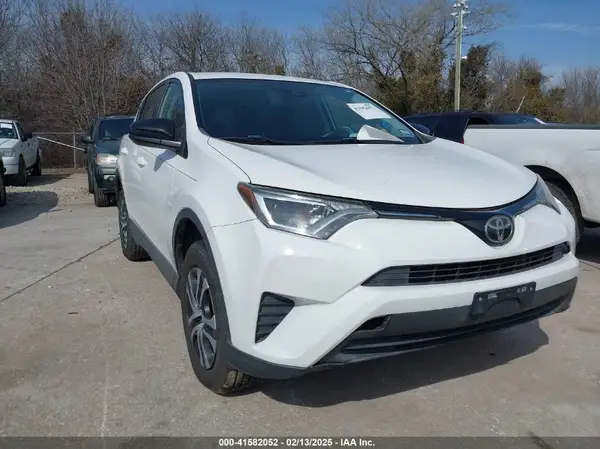 2T3ZFREV8HW403312 2017 TOYOTA RAV 4 - Image 1