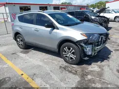 2T3ZFREV8JW418365 2018 TOYOTA RAV 4