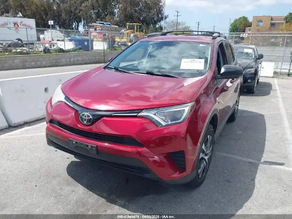 2T3ZFREV8JW420164 2018 TOYOTA RAV 4 - Image 2