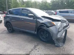 2T3ZFREV8JW442472 2018 TOYOTA RAV 4