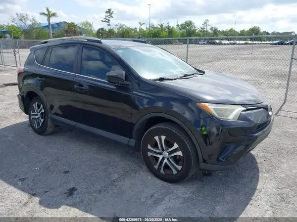 2T3ZFREV8JW460857 2018 TOYOTA RAV 4 - Image 1