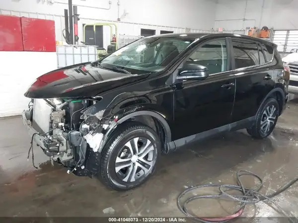 2T3ZFREV8JW489775 2018 TOYOTA RAV 4 - Image 2