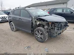 2T3ZFREV8JW498055 2018 TOYOTA RAV 4