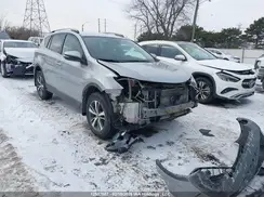 2T3ZFREV8JW504372 2018 TOYOTA RAV 4