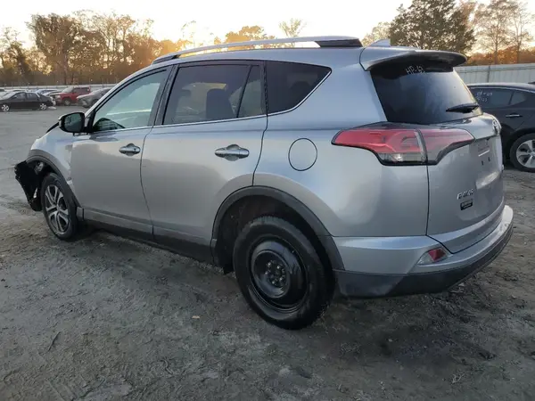 2T3ZFREV9GW245951 2016 TOYOTA RAV 4 - Image 2