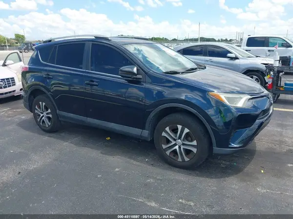 2T3ZFREV9HW333593 2017 TOYOTA RAV 4 - Image 1