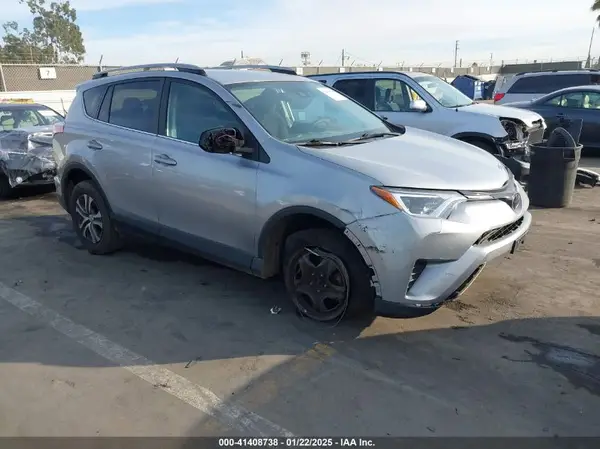 2T3ZFREV9HW344139 2017 TOYOTA RAV 4 - Image 1