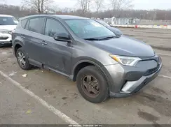 2T3ZFREV9JW421422 2018 TOYOTA RAV 4
