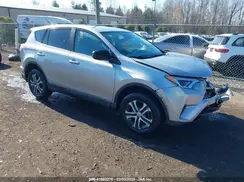 2T3ZFREV9JW430234 2018 TOYOTA RAV 4
