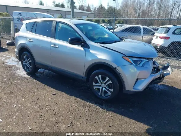 2T3ZFREV9JW430234 2018 TOYOTA RAV 4 - Image 1