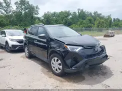 2T3ZFREV9JW455652 2018 TOYOTA RAV 4