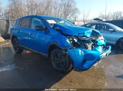 2T3ZFREV9JW476839 2018 TOYOTA RAV 4