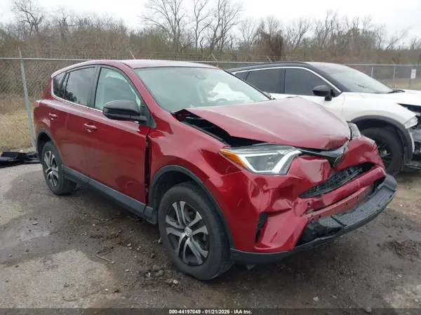 2T3ZFREV9JW483872 2018 TOYOTA RAV 4 - Image 1