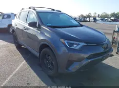 2T3ZFREV9JW492913 2018 TOYOTA RAV 4