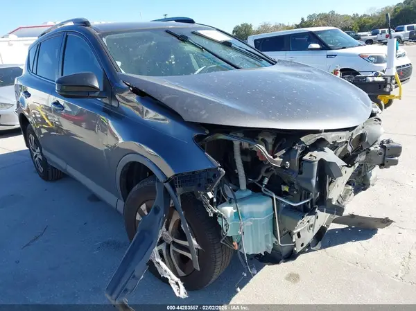 2T3ZFREV9JW505420 2018 TOYOTA RAV 4 - Image 1