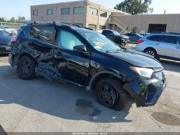 2T3ZFREV9JW505711 2018 TOYOTA RAV 4 - Image 1