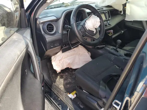 2T3ZFREVXHW314485 2017 TOYOTA RAV 4 - Image 8