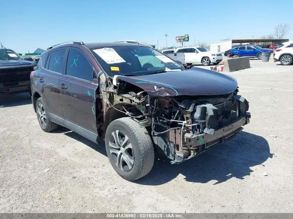 2T3ZFREVXHW343503 2017 TOYOTA RAV 4 - Image 1