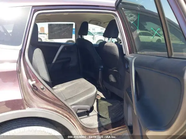 2T3ZFREVXHW343503 2017 TOYOTA RAV 4 - Image 8