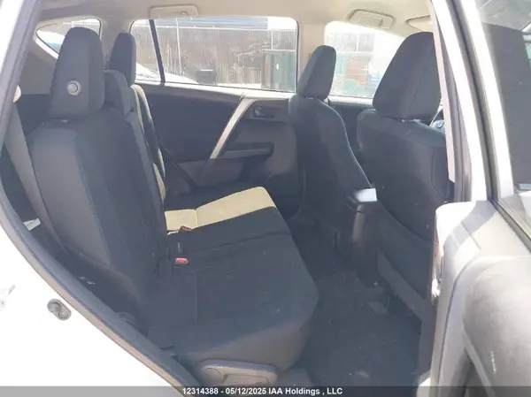 2T3ZFREVXHW344019 2017 TOYOTA RAV 4 - Image 8