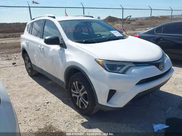 2T3ZFREVXHW353593 2017 TOYOTA RAV 4 - Image 1