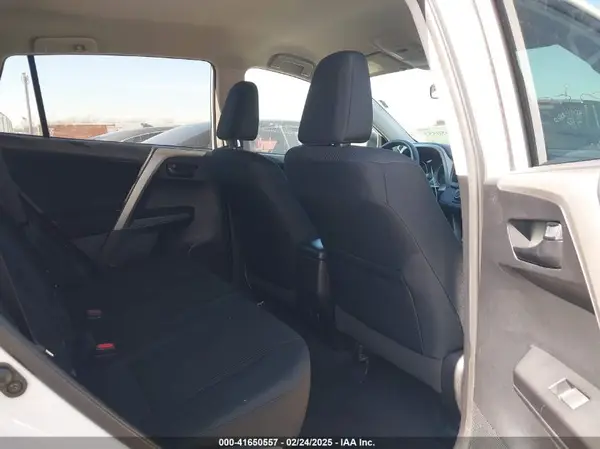 2T3ZFREVXHW353593 2017 TOYOTA RAV 4 - Image 8