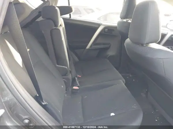 2T3ZFREVXHW356591 2017 TOYOTA RAV 4 - Image 8