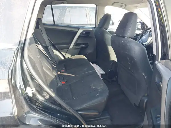 2T3ZFREVXHW371270 2017 TOYOTA RAV 4 - Image 8