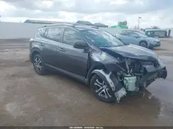 2T3ZFREVXJW451433 2018 TOYOTA RAV 4