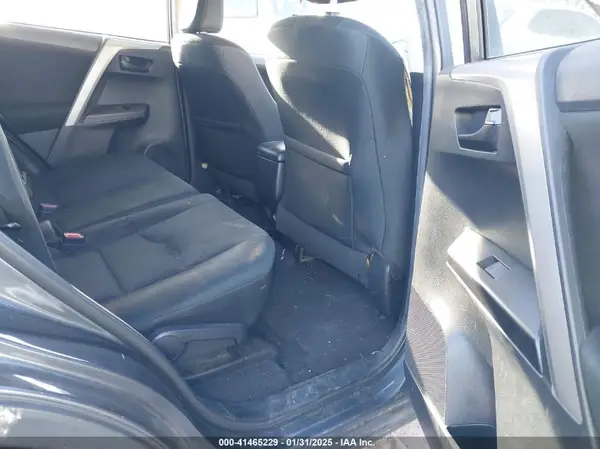 2T3ZFREVXJW457331 2018 TOYOTA RAV 4 - Image 8