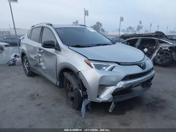 2T3ZFREVXJW463193 2018 TOYOTA RAV 4 - Image 1