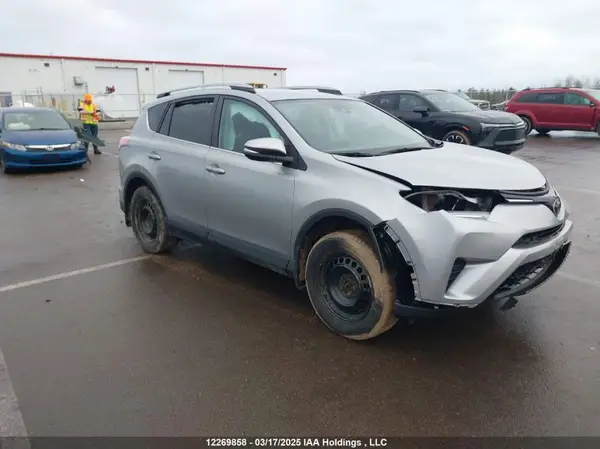 2T3ZFREVXJW478258 2018 TOYOTA RAV 4 - Image 1