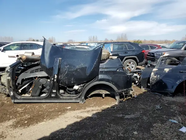 2T3ZFREVXJW506088 2018 TOYOTA RAV 4 - Image 2