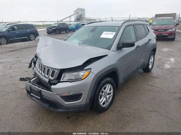 3C4NJCAB0HT668447 2017 JEEP COMPASS - Image 2