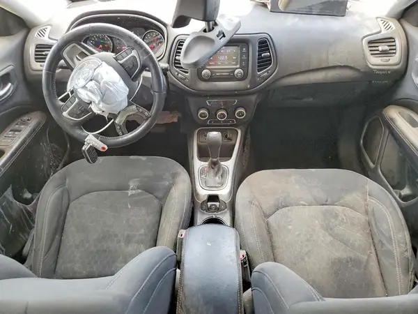 3C4NJCAB0JT124195 2018 JEEP COMPASS - Image 8